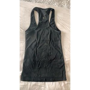 Lululemon swiftly tank size 2